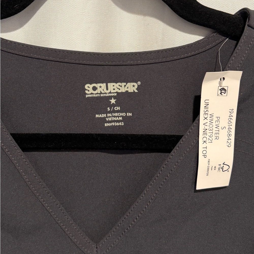 NWT Scrubstar Premium Unisex Scrub V-Neck Top Pewter Soft Stretch WM03T921 Sz S - Picture 5 of 10